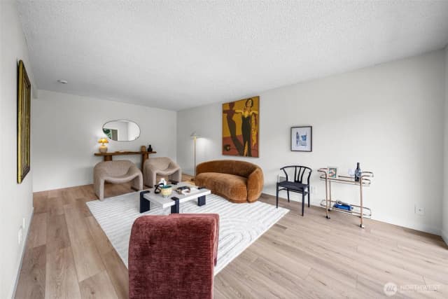 Property photo for 12701 Ne 9th Place #d306, Bellevue photo 4