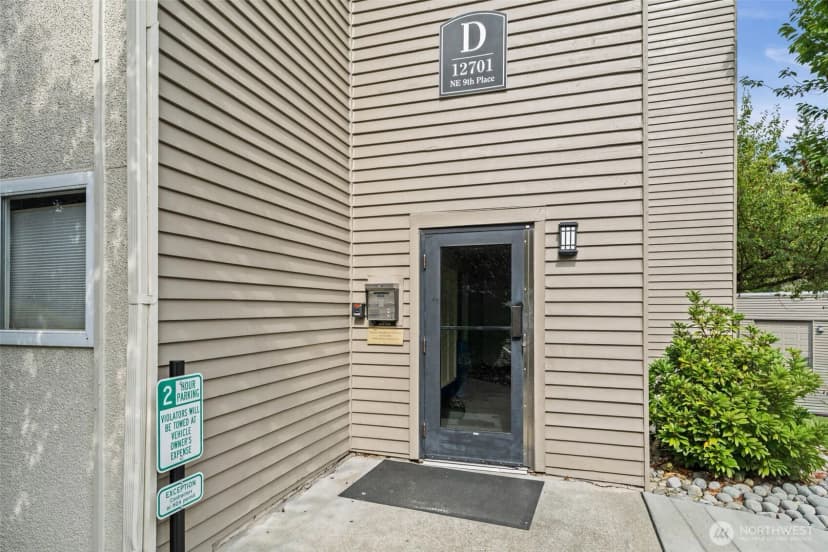 Property photo for 12701 Ne 9th Place #d306, Bellevue photo 15