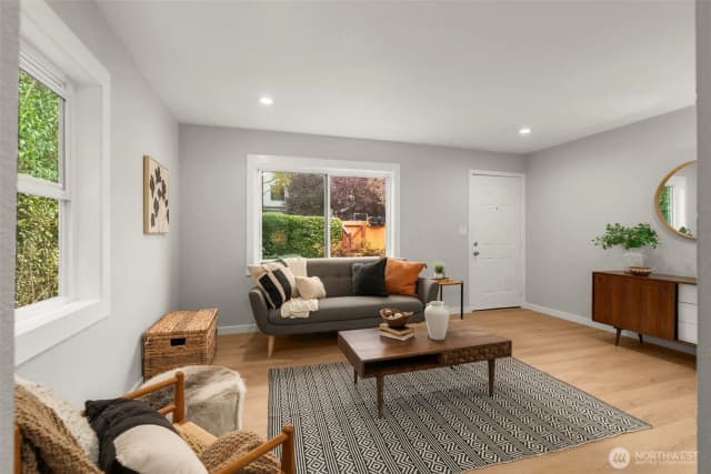 Property photo for 8150 13th Avenue Sw, Seattle photo 5