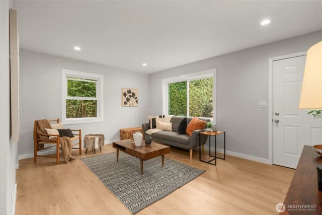 Property photo for 8150 13th Avenue Sw, Seattle photo 3