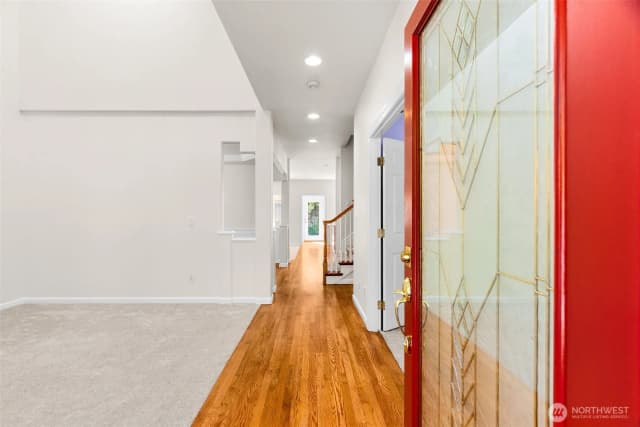 Property photo for 7502 53rd Street Ct W, University Place photo 2