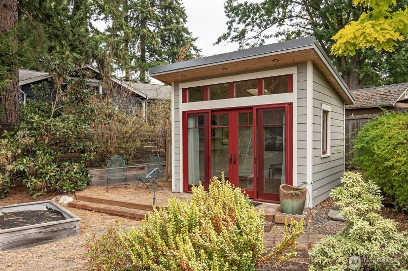 Property photo for 124 N 180th Street, Shoreline photo 23