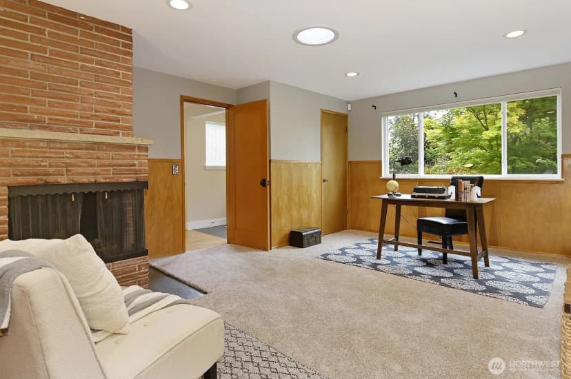 Property photo for 124 N 180th Street, Shoreline photo 11