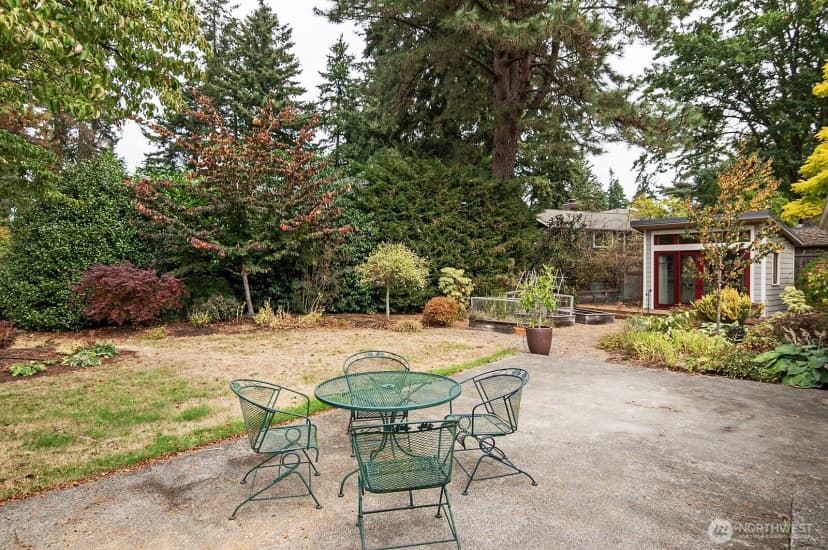 Property photo for 124 N 180th Street, Shoreline photo 21