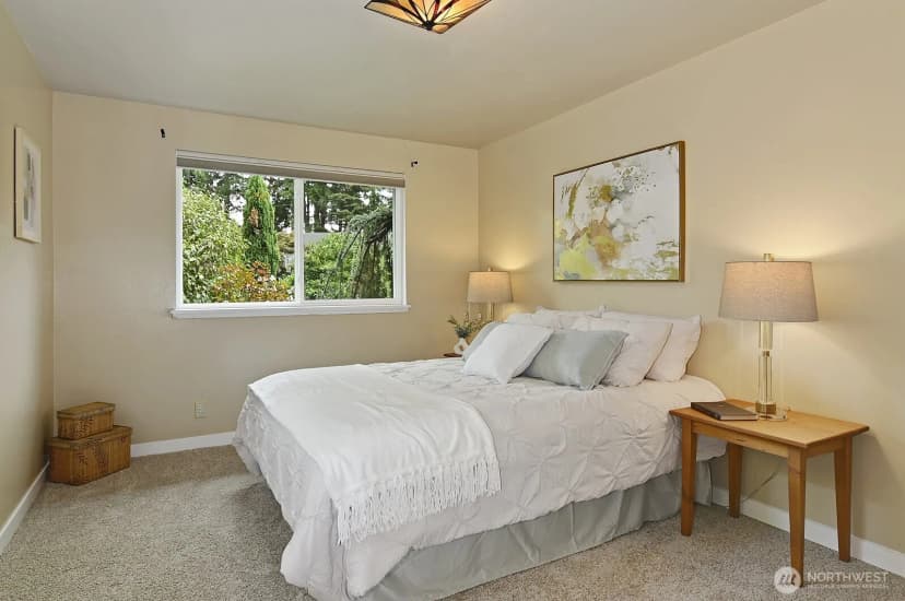 Property photo for 124 N 180th Street, Shoreline photo 17