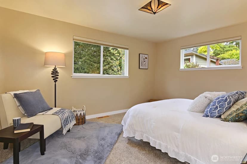 Property photo for 124 N 180th Street, Shoreline photo 14