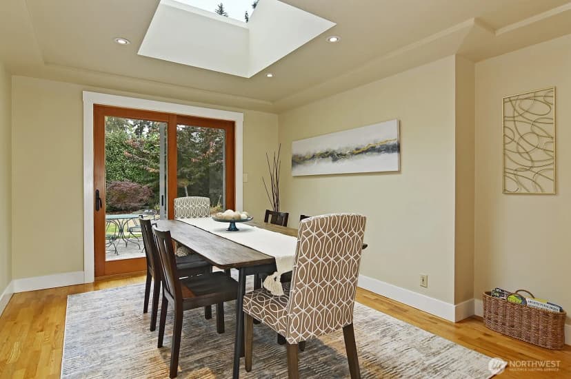 Property photo for 124 N 180th Street, Shoreline photo 7