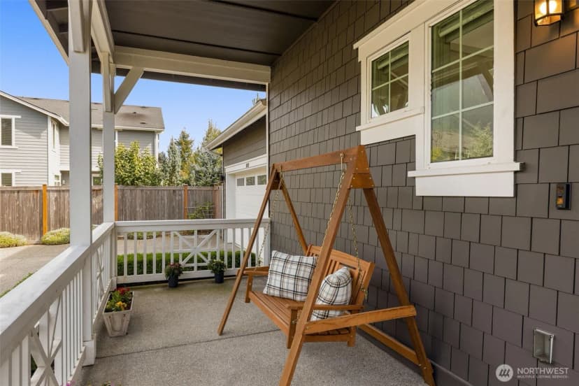Property photo for 1069 Se 13th Avenue, North Bend photo 2