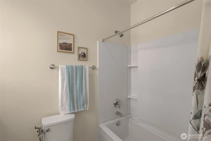 Property photo for 1069 Se 13th Avenue, North Bend photo 22