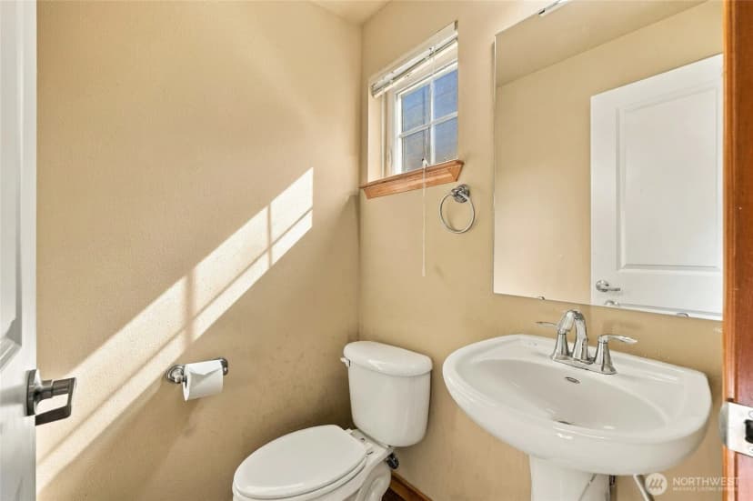 Property photo for 6211 7th Avenue Nw, Seattle photo 14