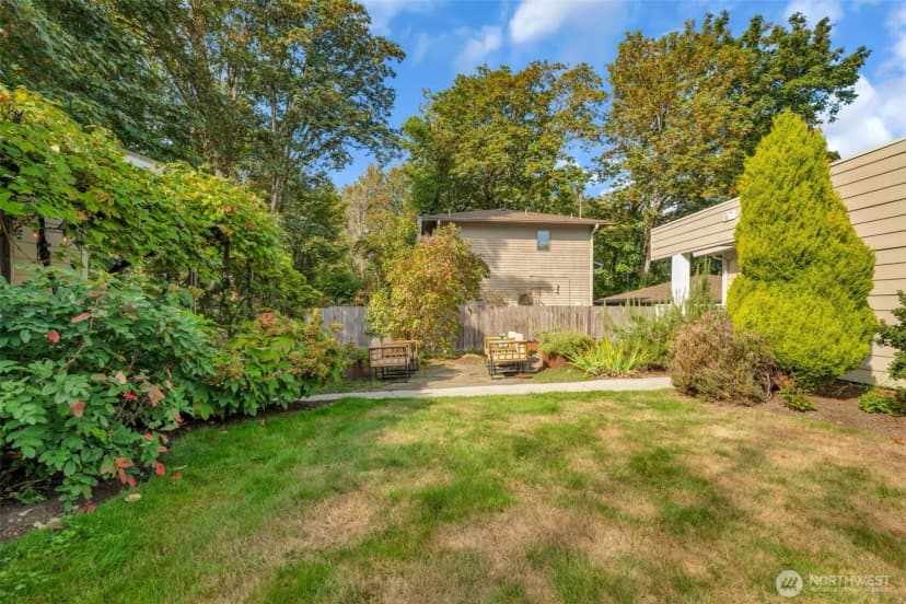 Property photo for 2537 Ne 97th Street, Seattle photo 35