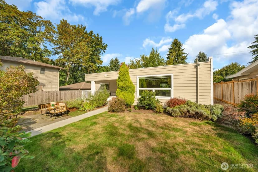 Property photo for 2537 Ne 97th Street, Seattle photo 33