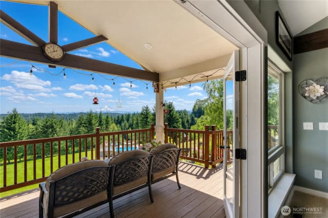 Property photo for 14340 Laplash Lane Se, Tenino photo 2