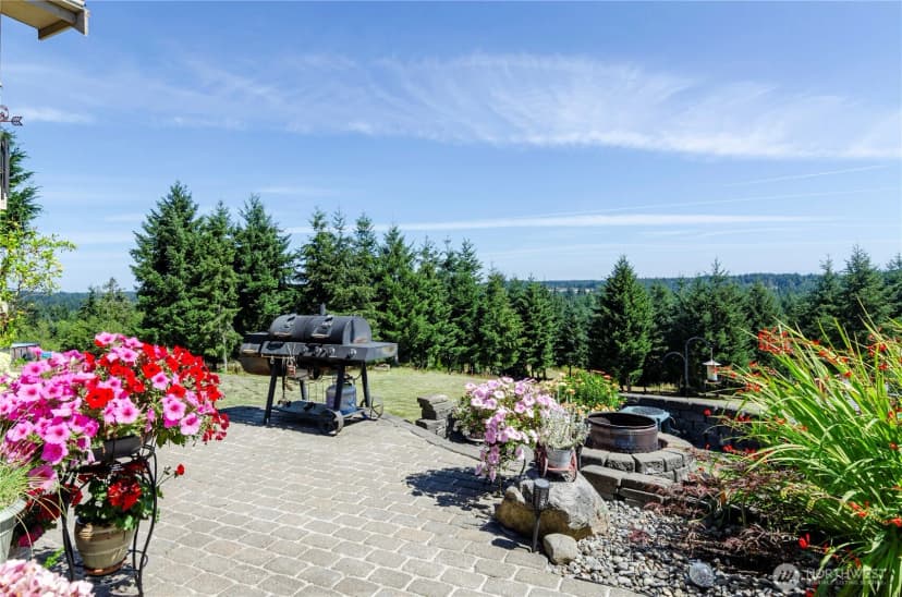 Property photo for 14340 Laplash Lane Se, Tenino photo 31