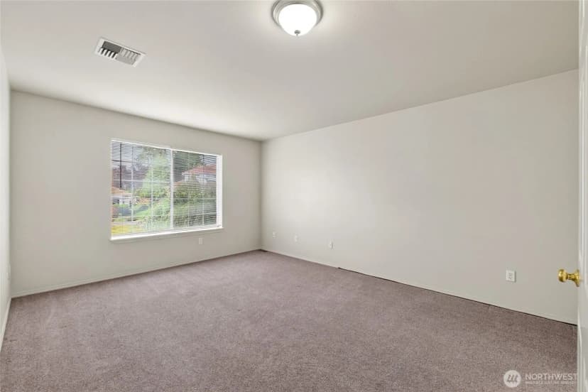 Property photo for 10021 Se 245th Place, Kent photo 23