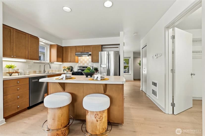 Property photo for 6735 Shaffer Avenue S, Seattle photo 11