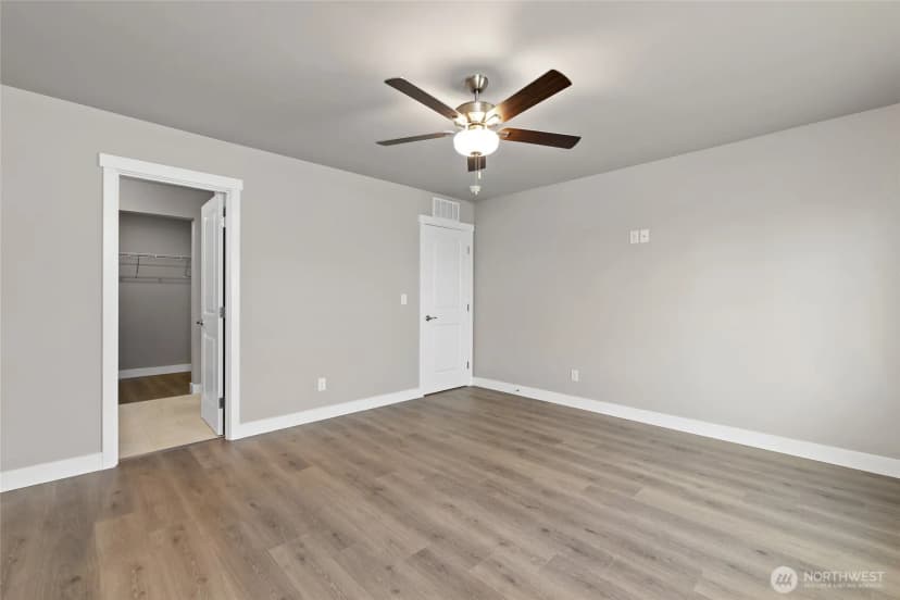 Property photo for 15124 87th Place E, Puyallup photo 37
