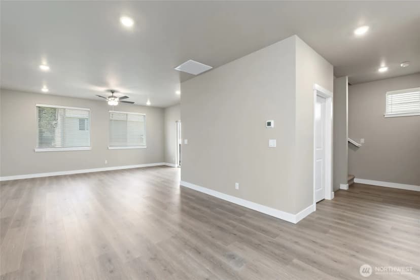 Property photo for 15124 87th Place E, Puyallup photo 22