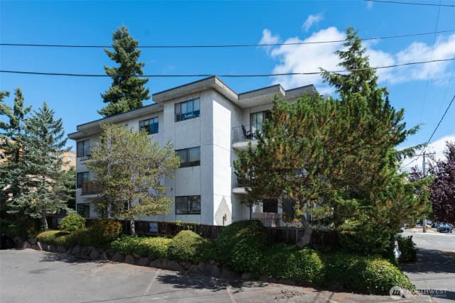Property photo for 1544 Nw 53rd Street, Seattle photo 2