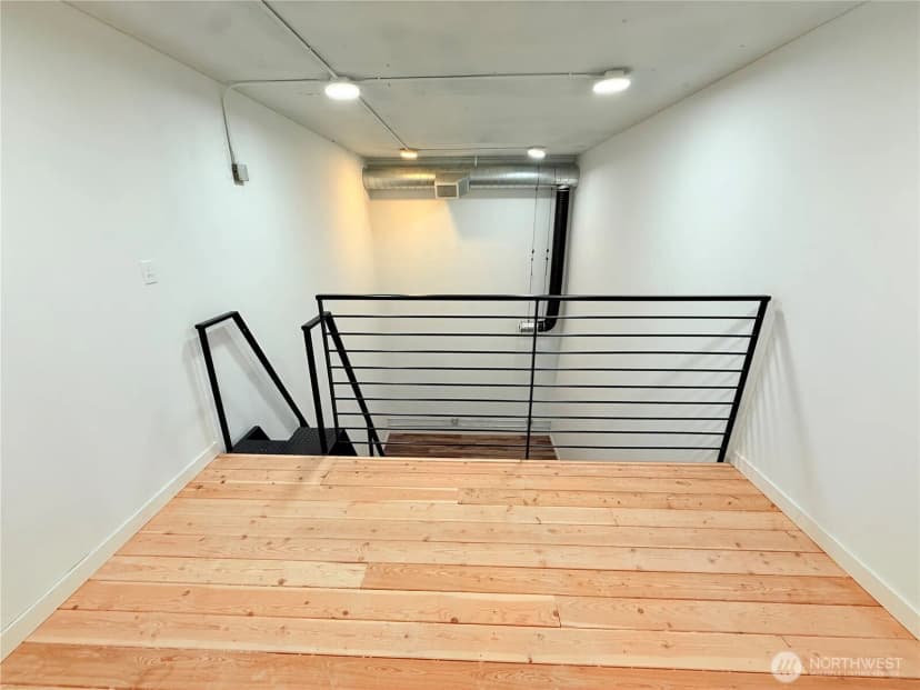 Property photo for 2220 Nw Market Street, Seattle photo 9