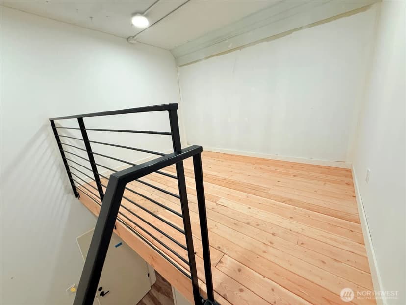 Property photo for 2220 Nw Market Street, Seattle photo 10
