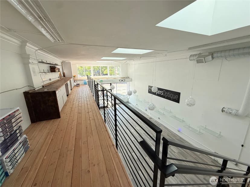 Property photo for 2220 Nw Market Street, Seattle photo 13