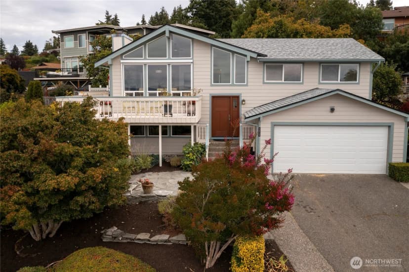 Property photo for 5815 Frances Avenue Ne, Tacoma photo 36