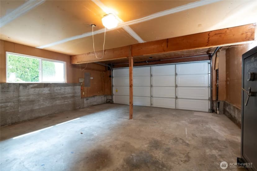 Property photo for 5815 Frances Avenue Ne, Tacoma photo 32