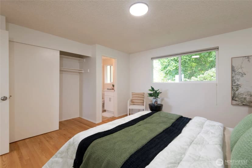 Property photo for 5815 Frances Avenue Ne, Tacoma photo 21