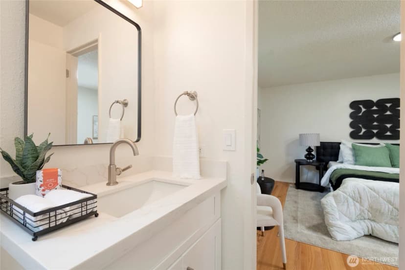 Property photo for 5815 Frances Avenue Ne, Tacoma photo 23