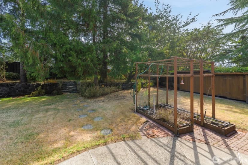 Property photo for 344 Se O'leary Street, Oak Harbor photo 39