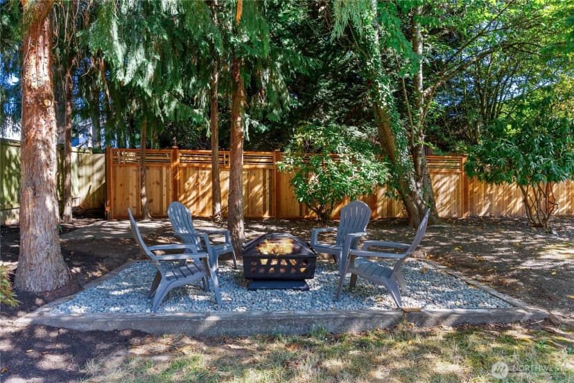 Property photo for 803 240th Street Se, Bothell photo 34