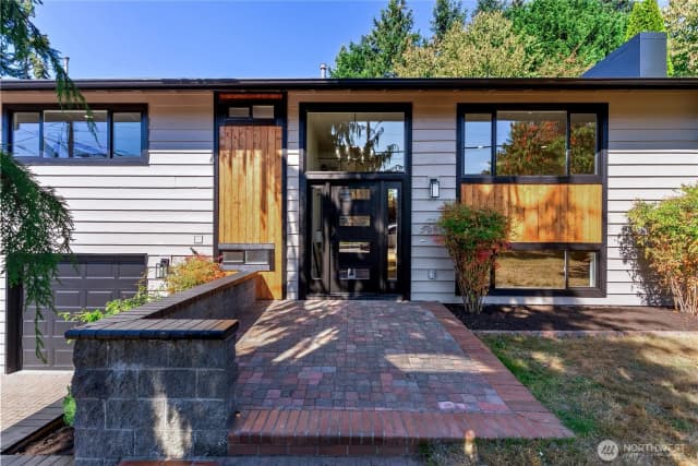 Property photo for 803 240th Street Se, Bothell photo 3