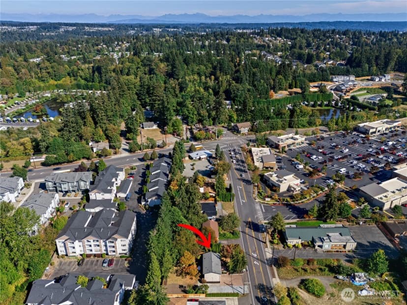 Property photo for 803 240th Street Se, Bothell photo 40