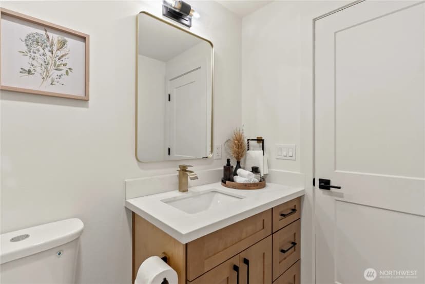 Property photo for 803 240th Street Se, Bothell photo 22