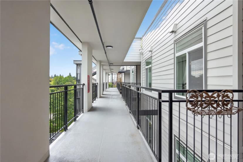 Property photo for 320 E 32nd Street #505, Tacoma photo 4