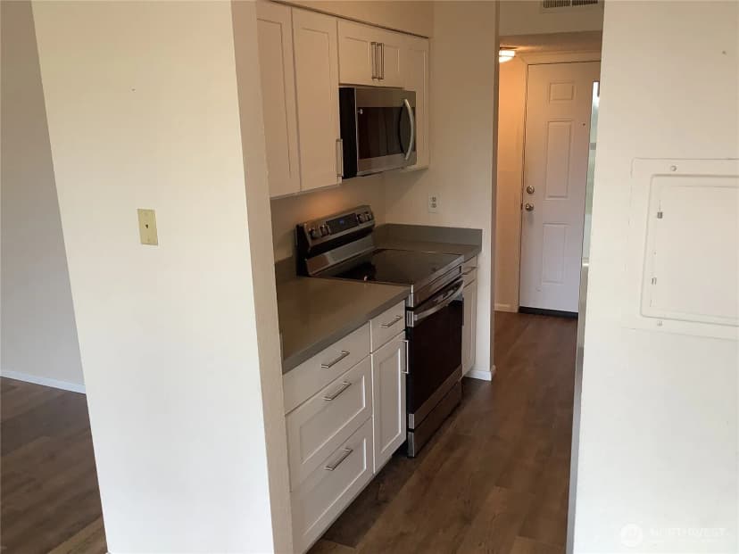 Property photo for 12525 Ne 145th Street #f114, Kirkland photo 11