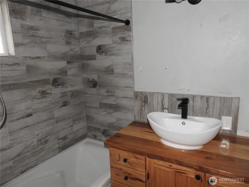 Property photo for 308 Stevens Avenue, Coulee Dam photo 8