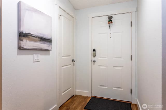 Property photo for 15246 Se 43rd Court #g301, Bellevue photo 4