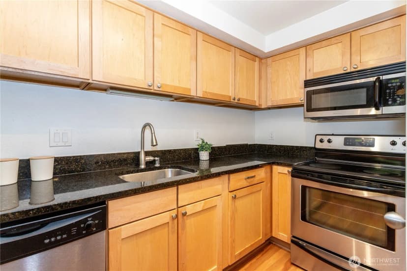 Property photo for 15246 Se 43rd Court #g301, Bellevue photo 5