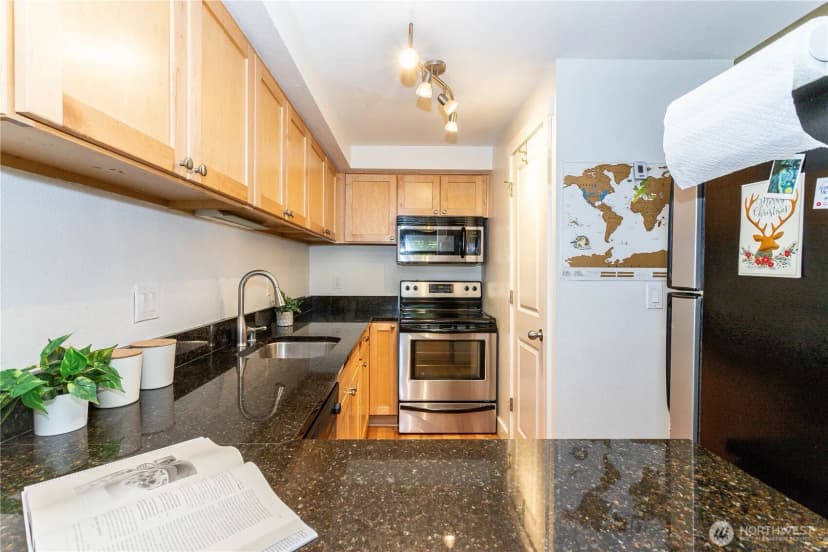 Property photo for 15246 Se 43rd Court #g301, Bellevue photo 6