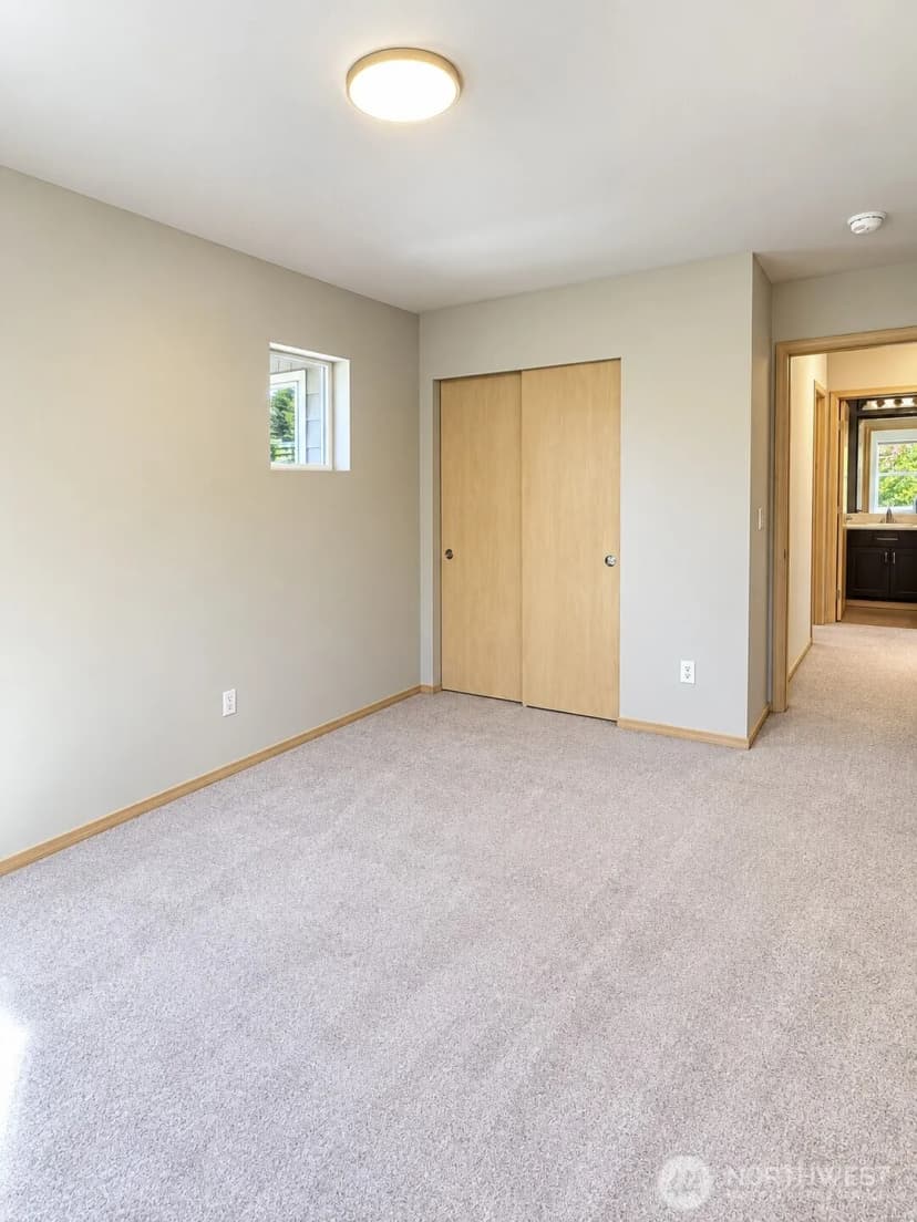 Property photo for 15352 146th Place Se, Renton photo 32
