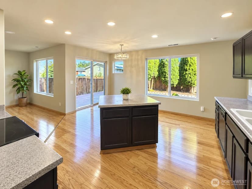 Property photo for 15352 146th Place Se, Renton photo 7