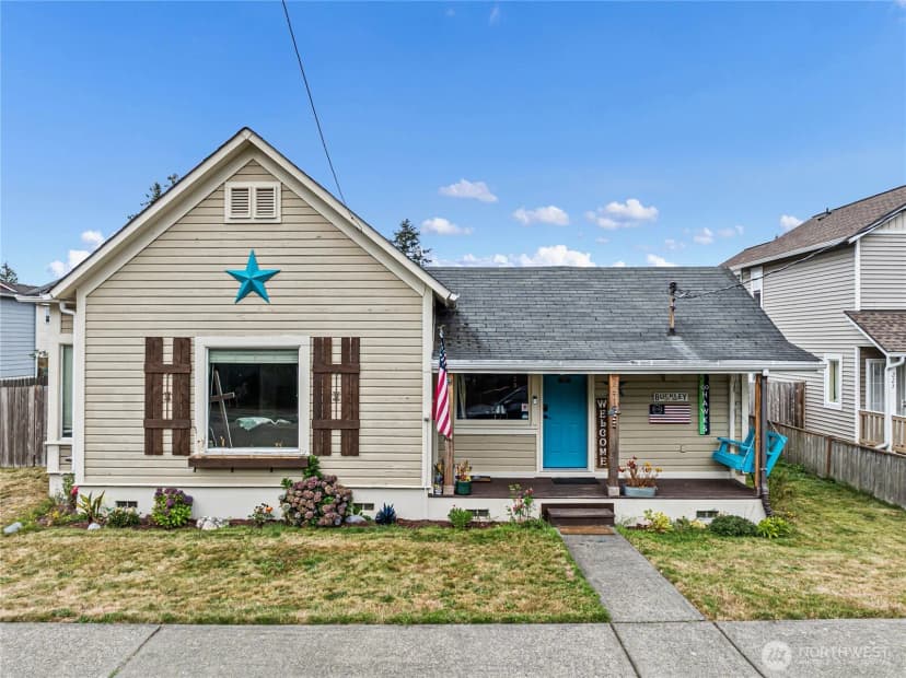 Property photo for 227 S Cedar Street, Buckley