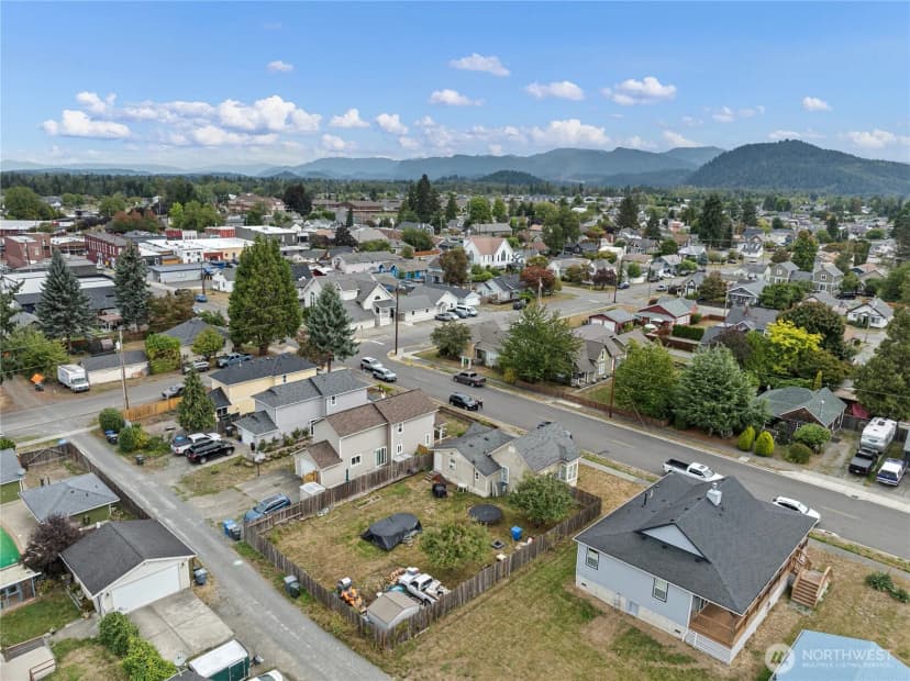 Property photo for 227 S Cedar Street, Buckley photo 21