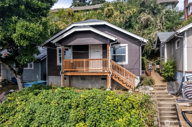 Property photo for 703 Allen Street, Kelso