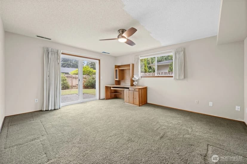 Property photo for 9817 61st Street Ct W, University Place photo 24