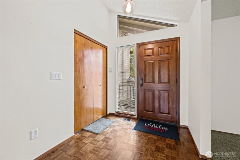 Property photo for 9817 61st Street Ct W, University Place photo 13