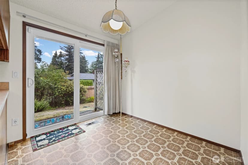 Property photo for 9817 61st Street Ct W, University Place photo 21