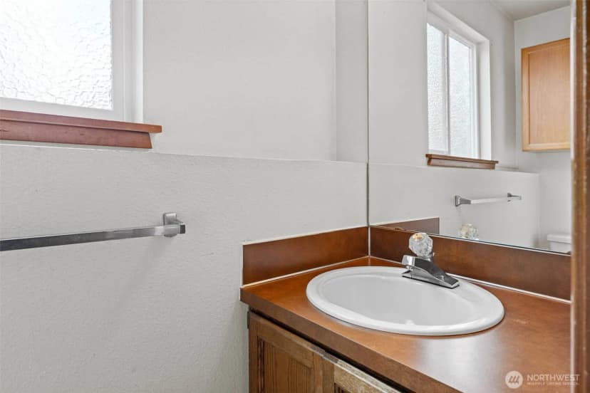 Property photo for 9817 61st Street Ct W, University Place photo 26